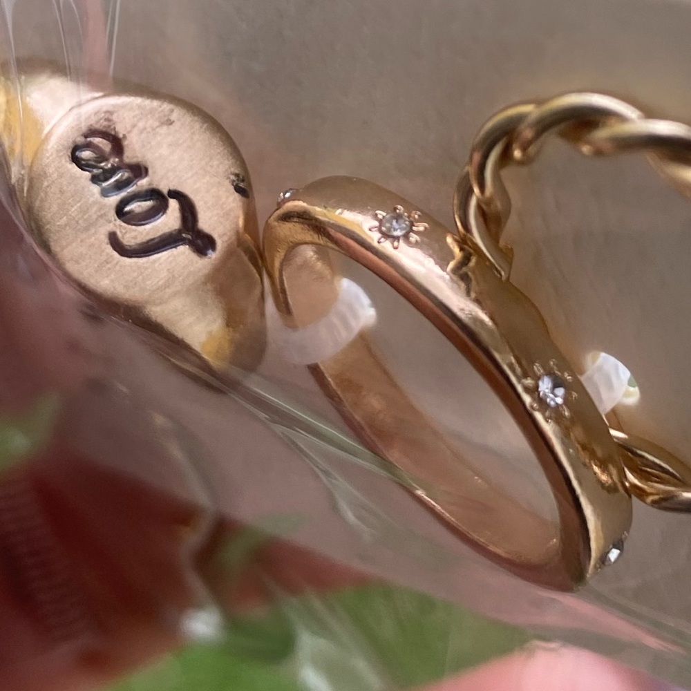 Set of 3 gold rings LOVE, New! So cute - Picture 11 of 12